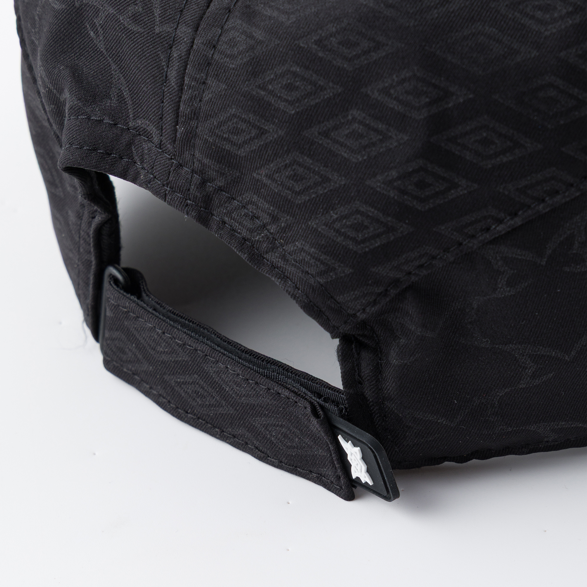 MERTRA x Umbro Reflective Cap (Black)